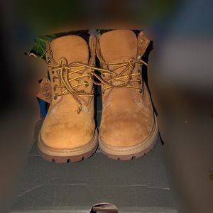*Authentic* Timberlands